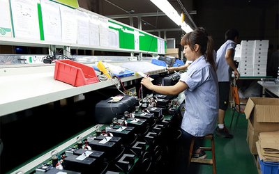 Shenzhen songrui electric door &amp; window systems Co., Ltd línea de producción de fábrica