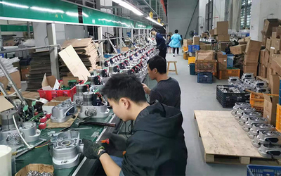 Shenzhen songrui electric door &amp; window systems Co., Ltd línea de producción de fábrica